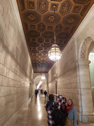 La journée se poursuit