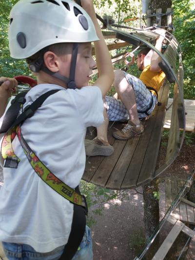 Accrobranche avec Ambre et Nathan