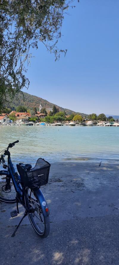Repas et baignade au Lac d'Annecy