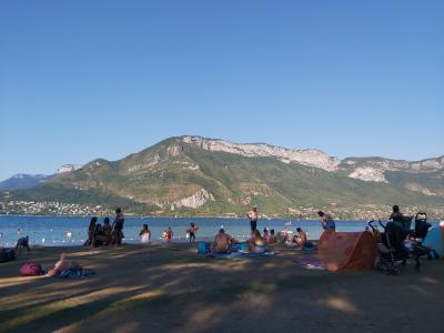 Repas et baignade au Lac d'Annecy