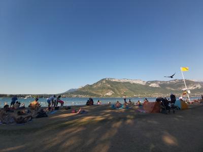 Repas et baignade au Lac d'Annecy