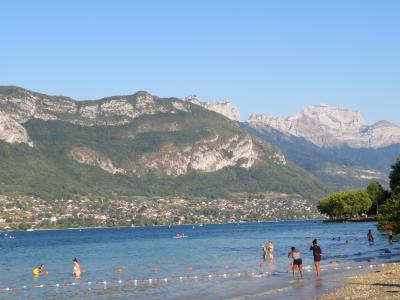 Repas et baignade au Lac d'Annecy