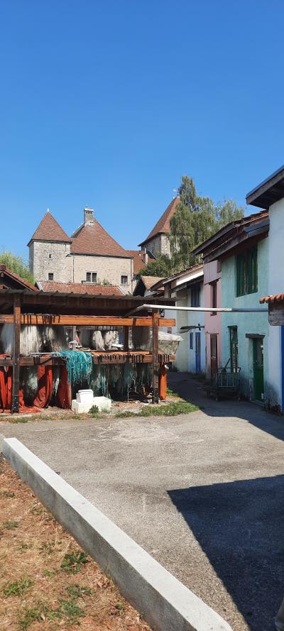 Tonon les bains, Yvoire et visite à la cave pour les filles et plage pour les enfants