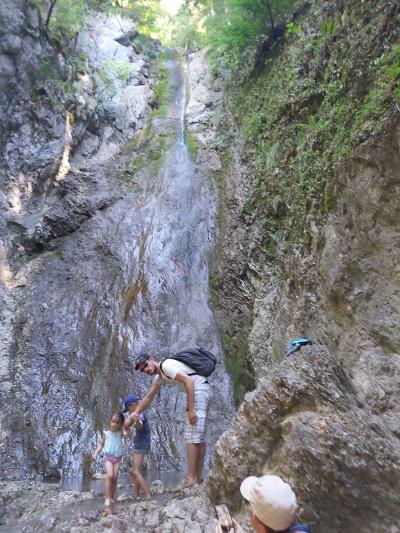 Visite de La Roche-sur-Foron et randonnée La boucle des cascades