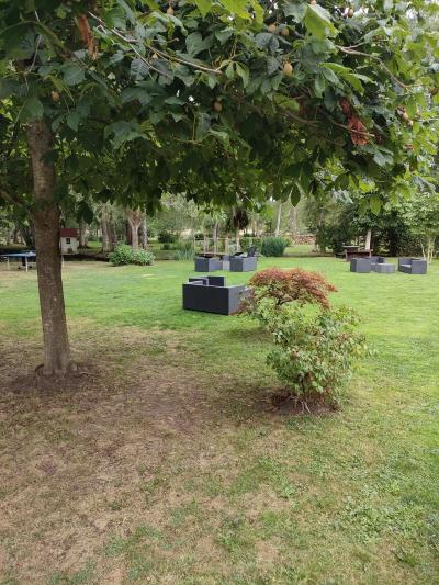 et certains bons buveurs