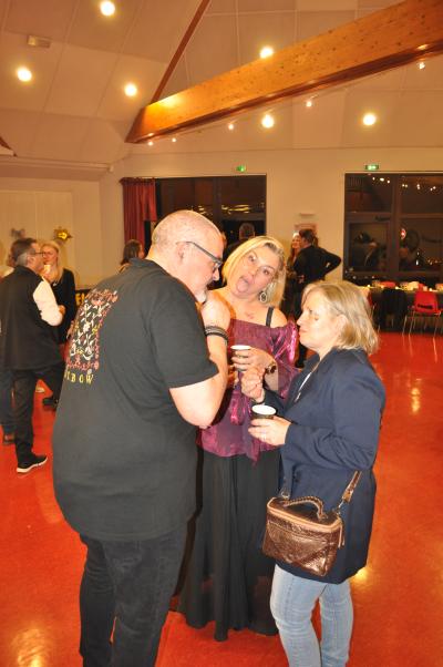 50 ans et pas une ride. Une fête super sympa et encore un super moment partagé. De belles rencontres