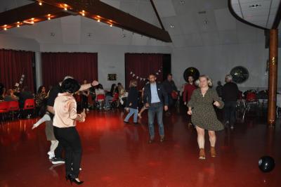 50 ans et pas une ride. Une fête super sympa et encore un super moment partagé. De belles rencontres