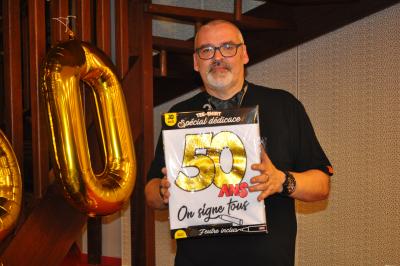 50 ans et pas une ride. Une fête super sympa et encore un super moment partagé. De belles rencontres