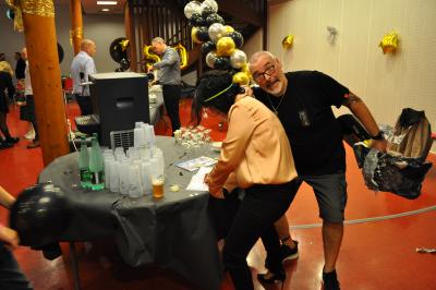 50 ans et pas une ride. Une fête super sympa et encore un super moment partagé. De belles rencontres