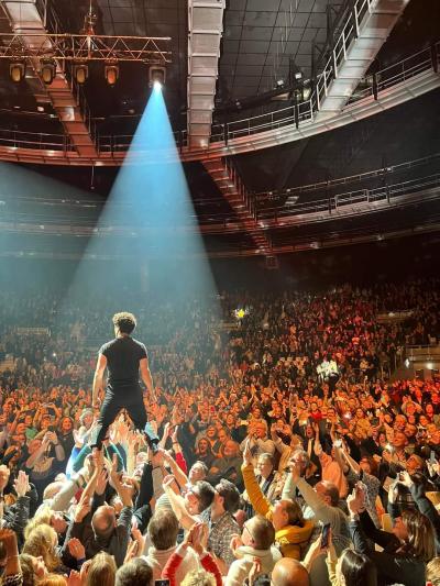 Spectacle de Michael GREGORIO trop cool