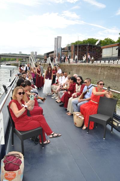 Une ballade en bateau sur la Seine