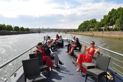 Une ballade en bateau sur la Seine