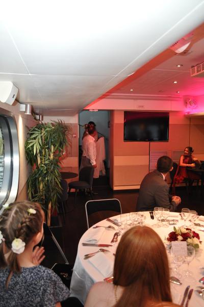 Apéritif et diner sur la seconde péniche