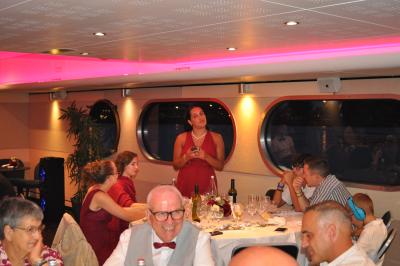 Apéritif et diner sur la seconde péniche