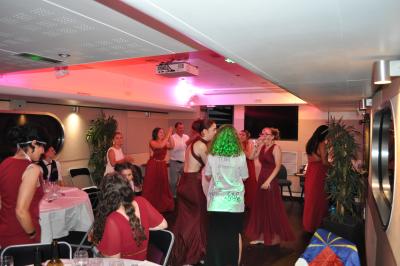 Apéritif et diner sur la seconde péniche