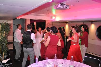 Apéritif et diner sur la seconde péniche