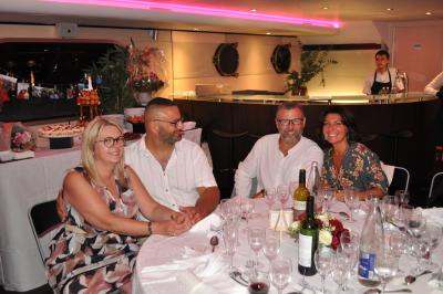 Apéritif et diner sur la seconde péniche