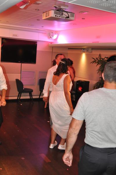 Apéritif et diner sur la seconde péniche