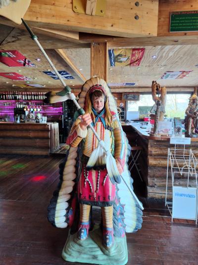 Repas en famille autour d'une bonne viande de bison
