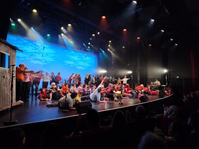 Sylvie et les 79 choristes