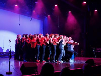Sylvie et les 79 choristes