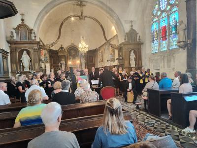 Chorale en l'église de Cesseville et feu d'artifice